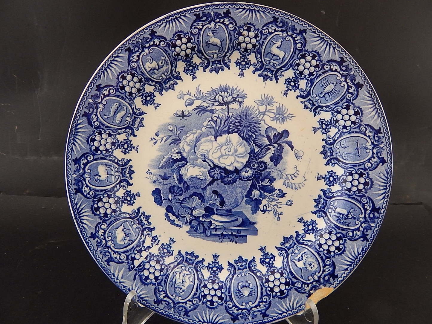 ANTICO RARO PIATTO PORCELLANA WEDGWOOD SEGNI ZODIACALI META' '800 BIANCO BLU