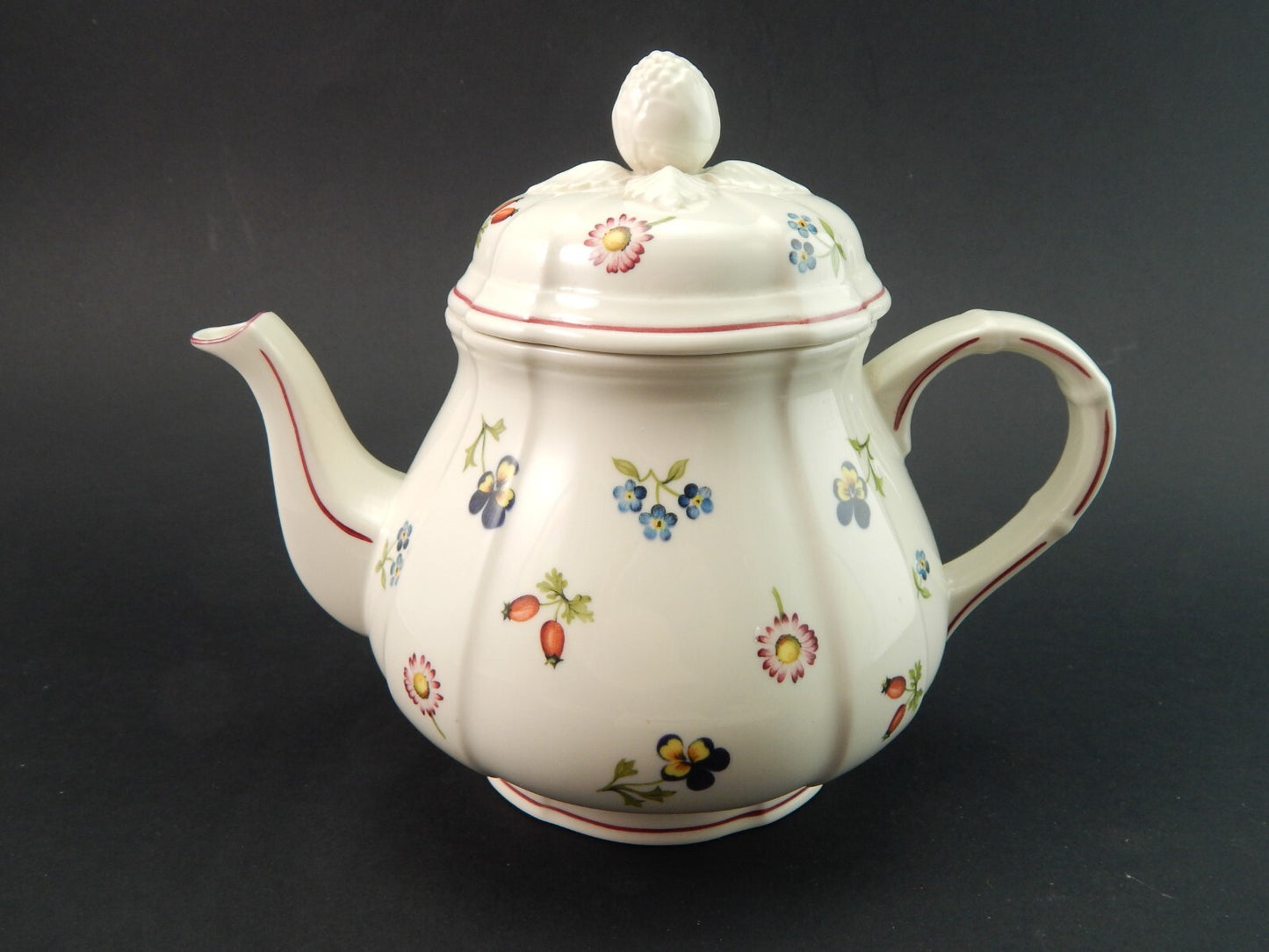 VILLEROY&BOCH TEIERA PORCELLANA COLLEZIONE PETITE FLEUR