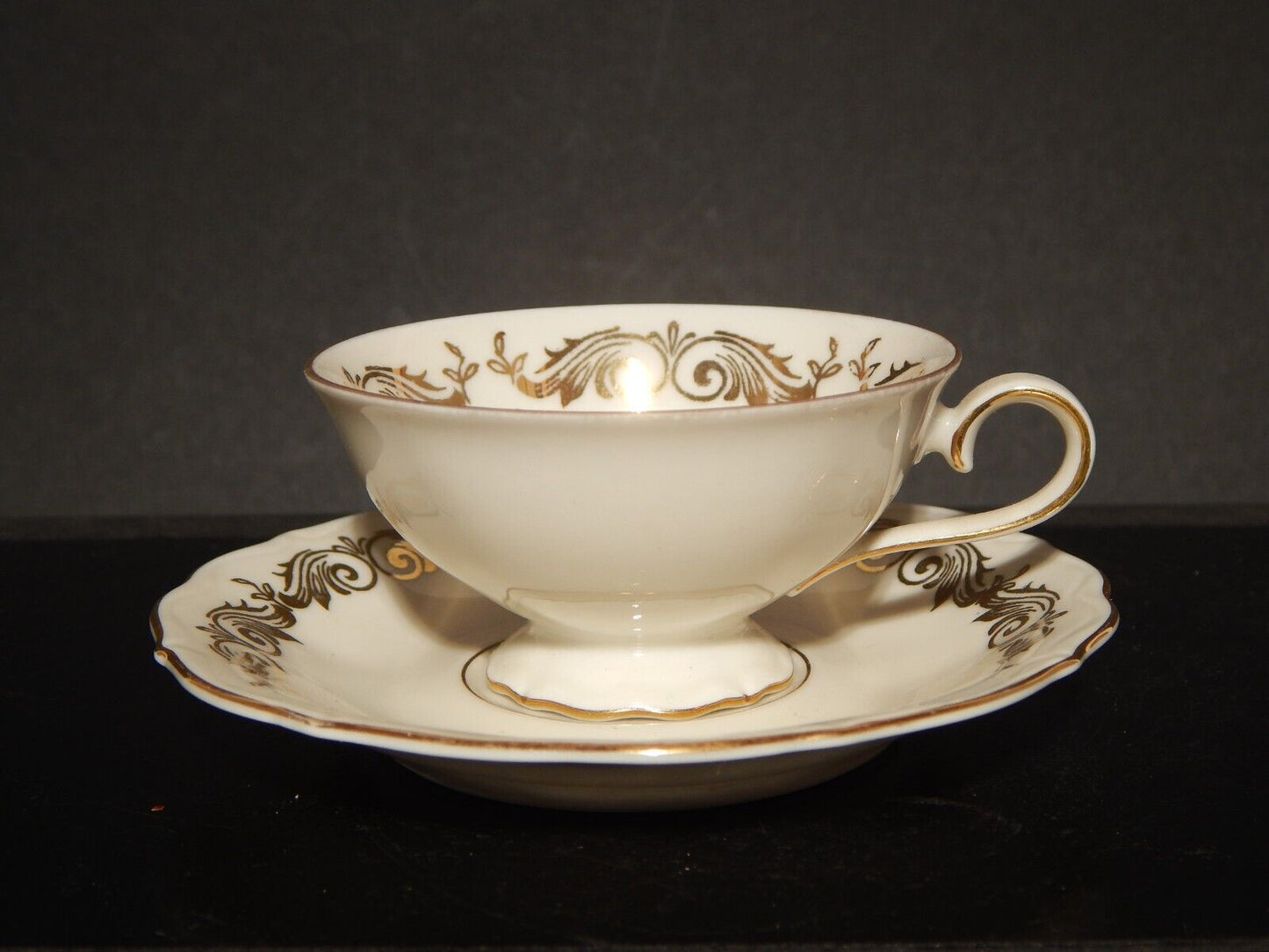 ANTICA TAZZINA CAFFE' PORCELLANA DECORO ORO VOHENSTRAUSS BAVARIA JOHANN SELTMANN