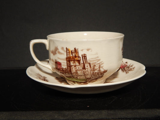 ANTICA TAZZA TE' PORCELLANA JOHNSON BROS ROYAL HOMES OF BRITAIN CAERNARVON #