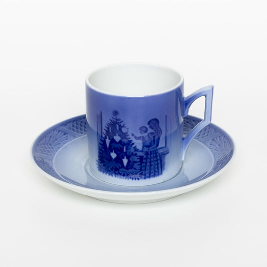 ROYAL COPENHAGEN PORCELLANA TAZZA DI NATALE 1981 ORIGINALE CON PIATTINO CM 7