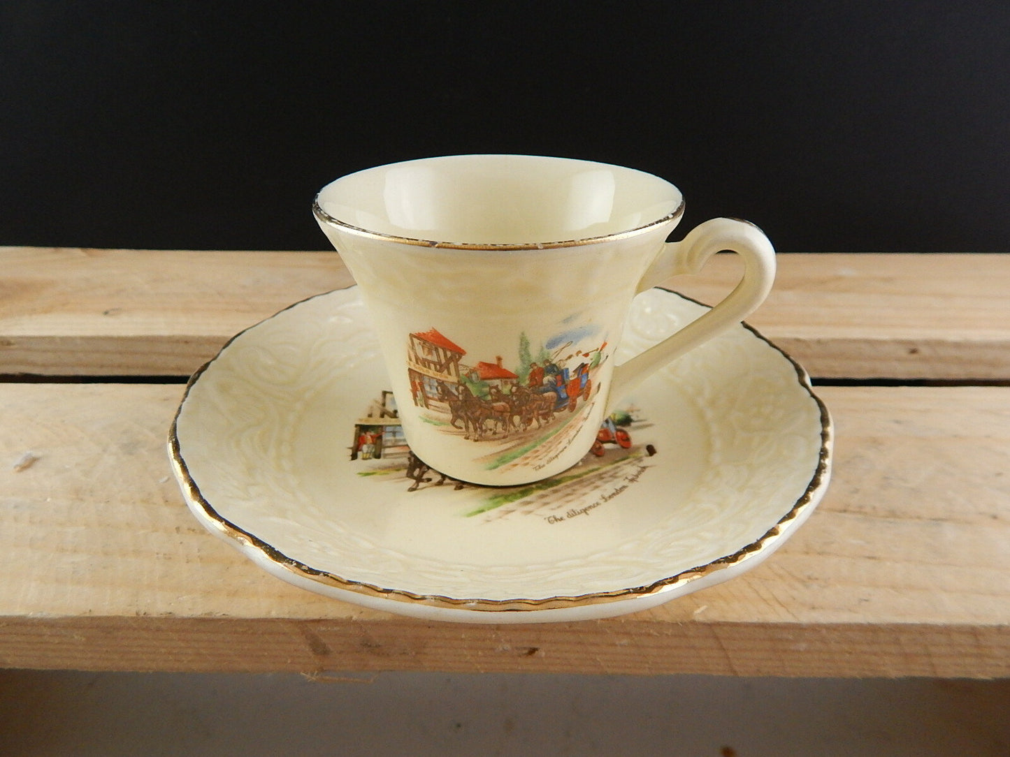 ANTICA TAZZINA CON PIATTINO CERAMICA CCB IMPERIAL CROWN IVORY STONE LA DILIGENZA