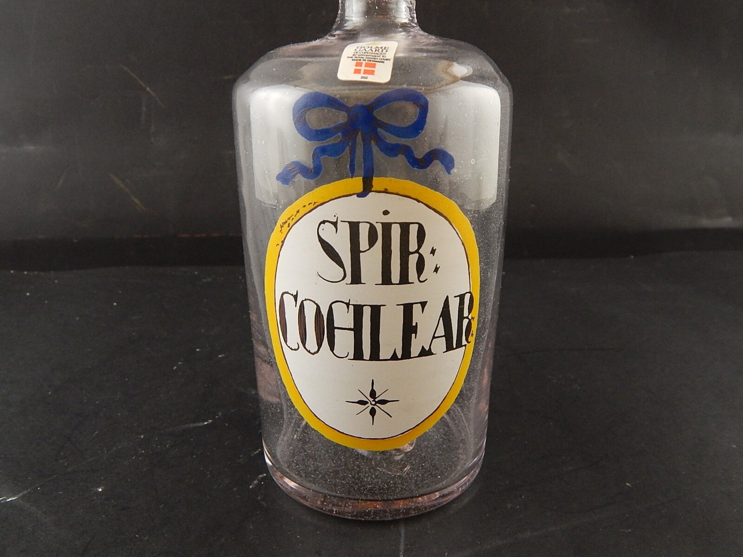 VINTAGE HOLMEGAARD FARMACIA BOTTIGLIA VETRO SOFFIATO DIPINTA MANO SPIR COCHLEAR