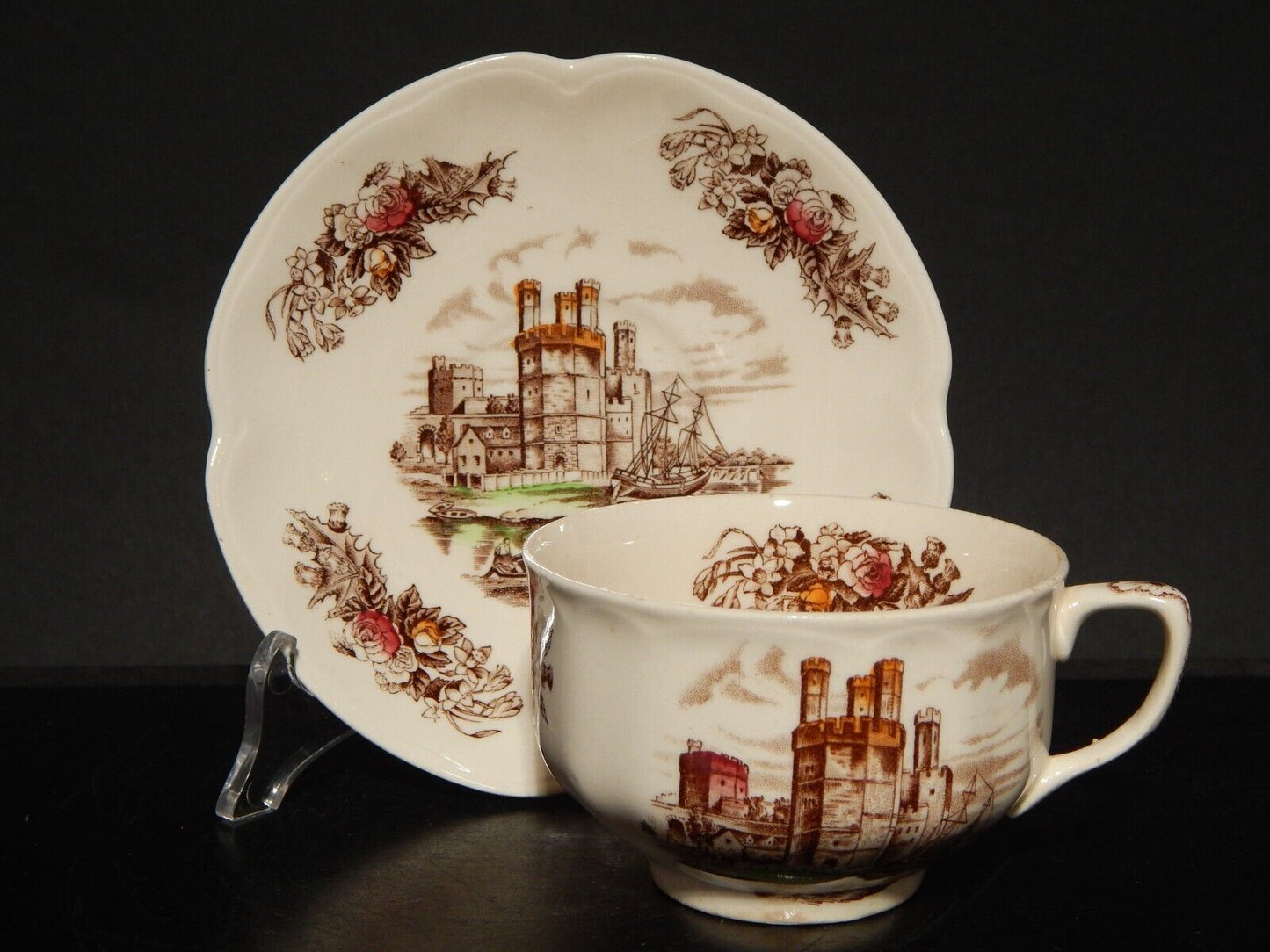 ANTICA TAZZA TE' PORCELLANA JOHNSON BROS ROYAL HOMES OF BRITAIN CAERNARVON