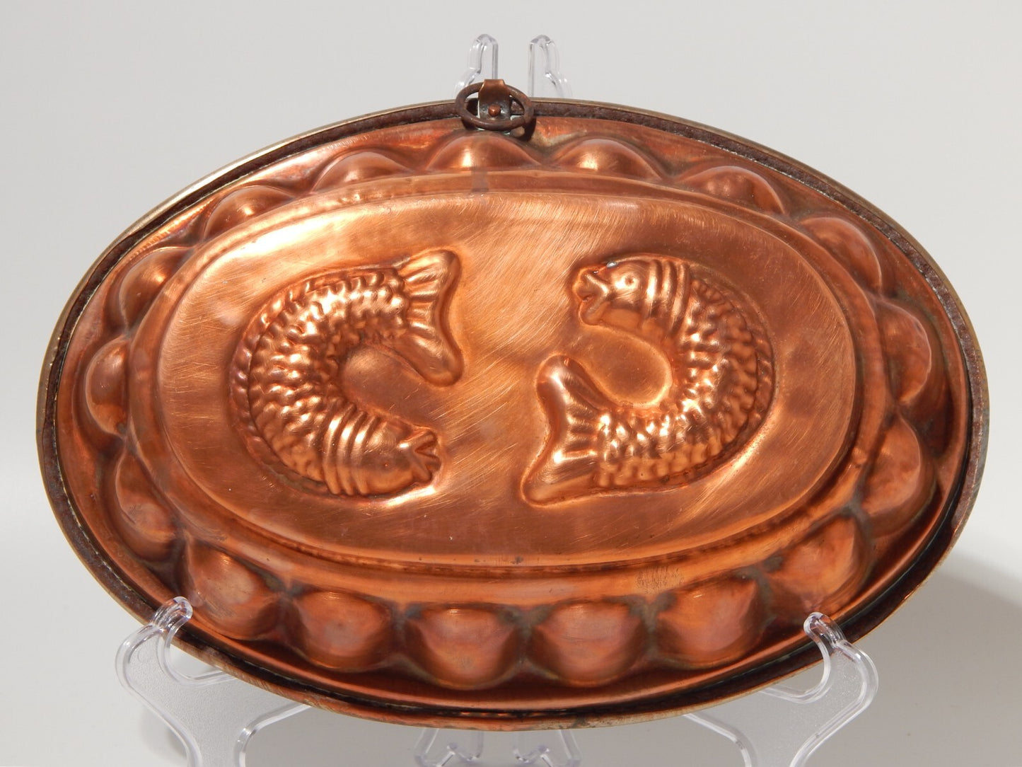 VINTAGE CUCINA FORMELLA STAMPO OVALE RAME PRIMA META' 900 CM 31 PESCI