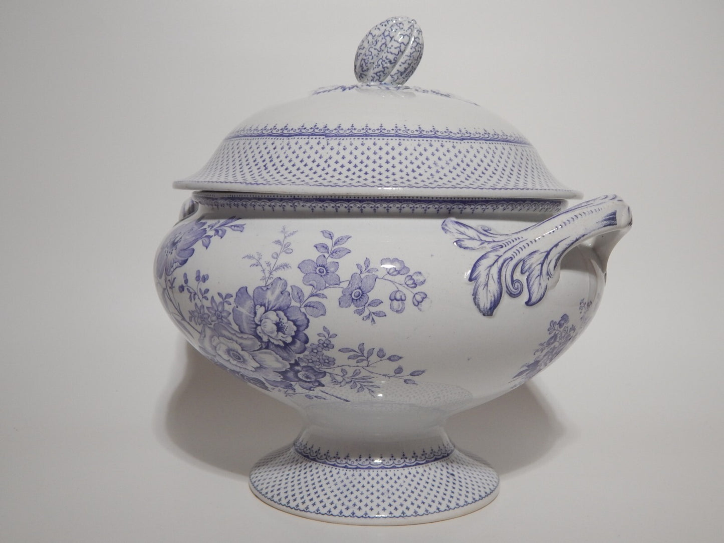 ANTICA ZUPPIERA CENTROTAVOLA CERAMICA INGLESE PRIMAVESI 1860 ERMINE BORDER VIOLA