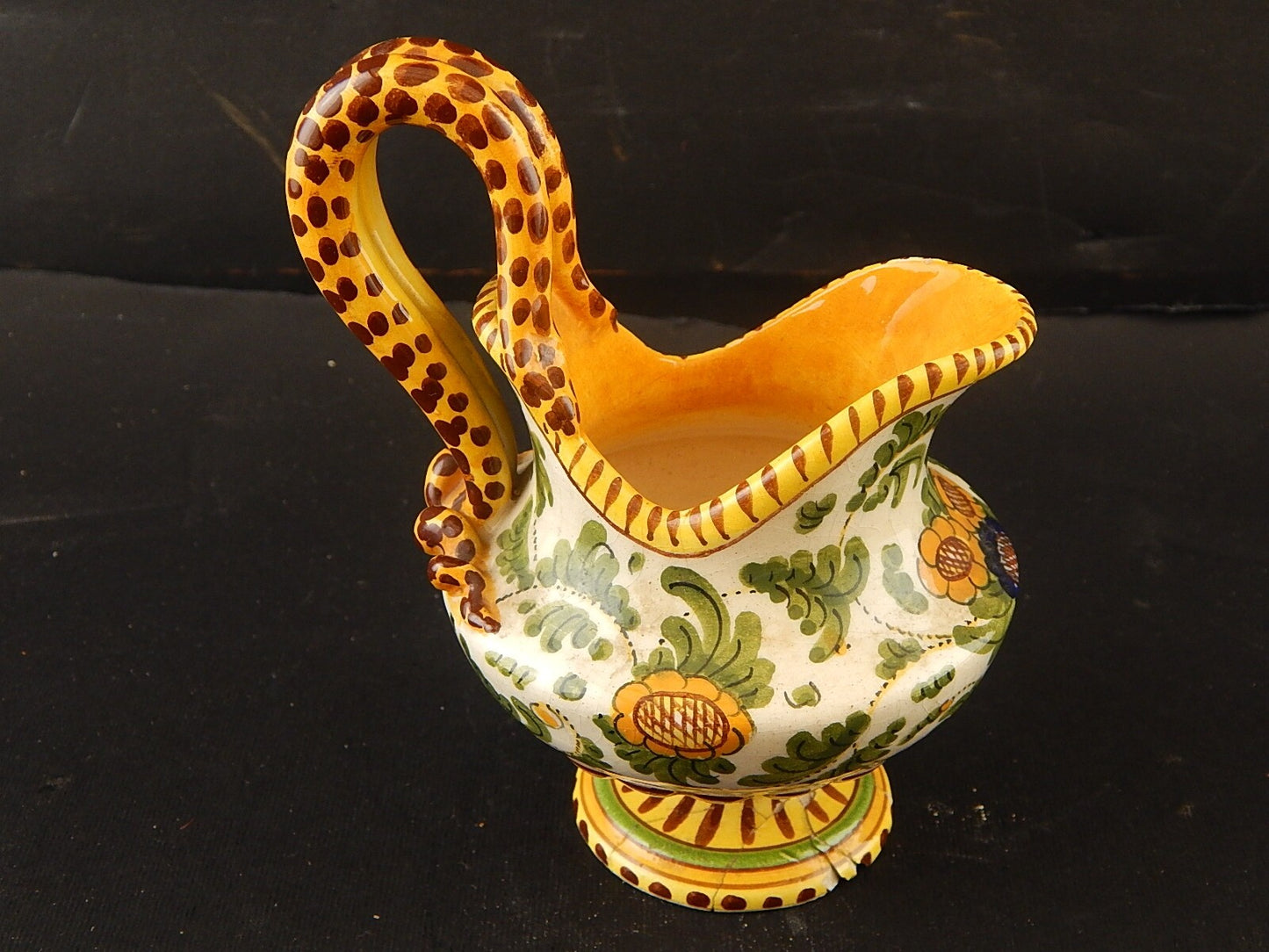 ANTICA LATTIERA BRICCO MAIOLICA CERAMICA POLICROMA FANTECHI ANSE A SERPE DIFETTI