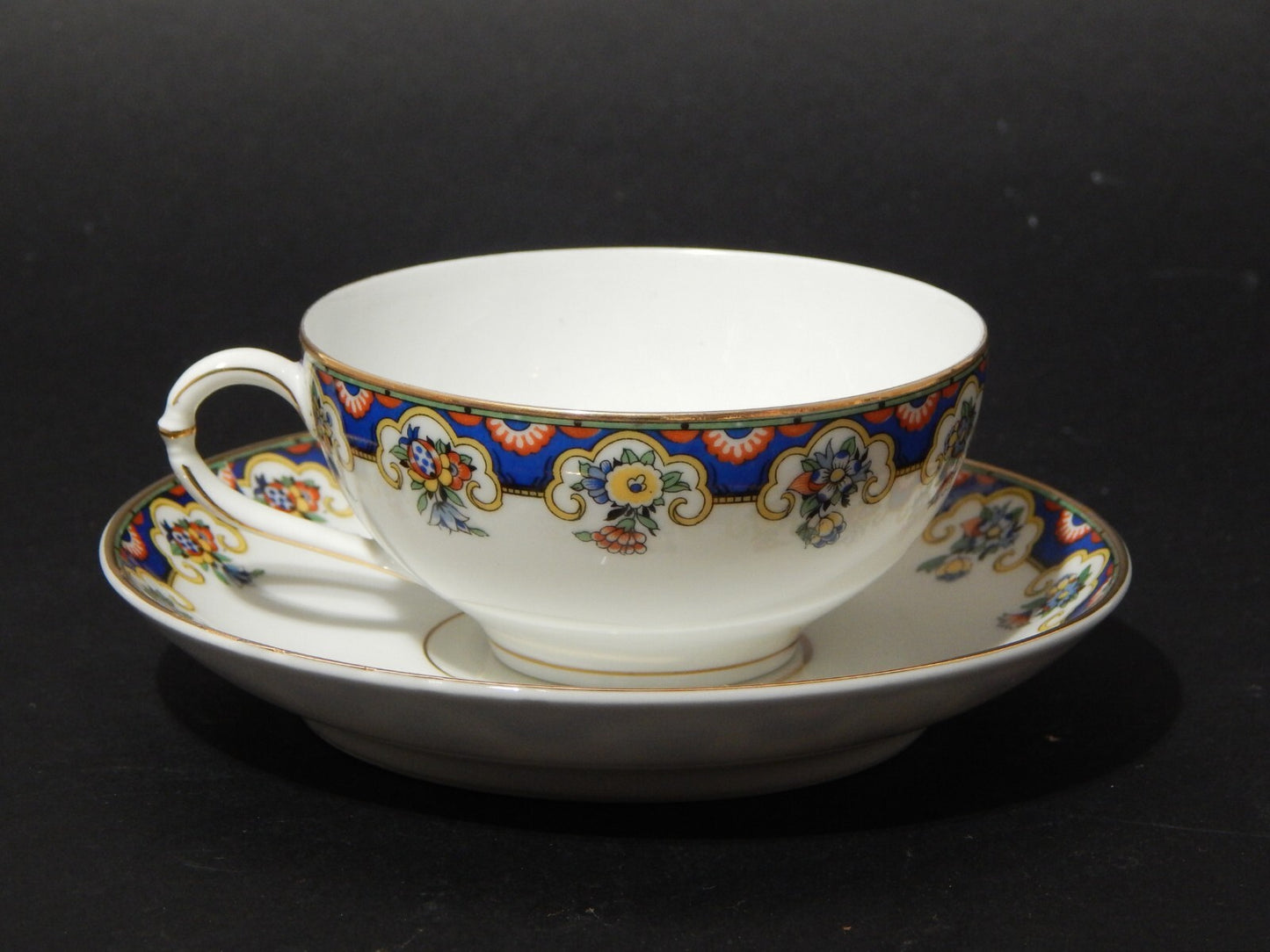 ANTICO SERVIZIO TE' PORCELLANA RICHARD GINORI CARTIGLIO PITTORIA DI DOCCIA