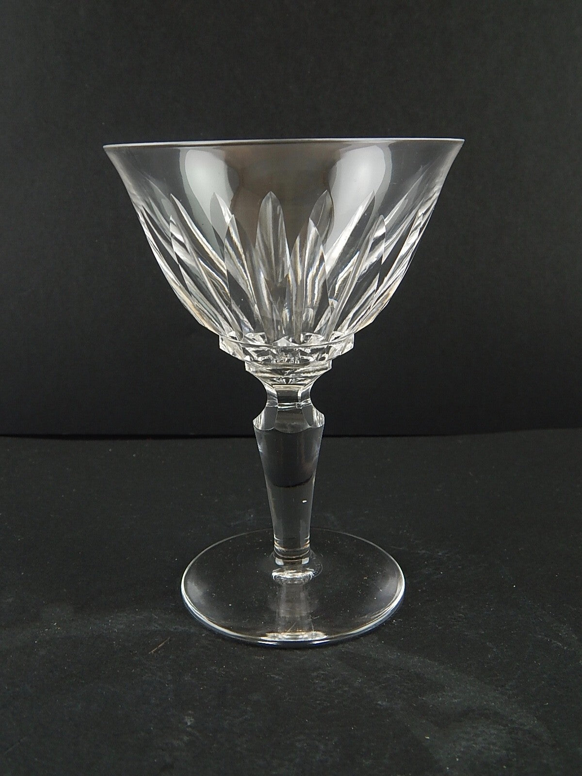 ANTICO BICCHIERE CALICE VINO ROSSO CRISTALLO MOLATO CRISTALLERIA SAINT LOUIS