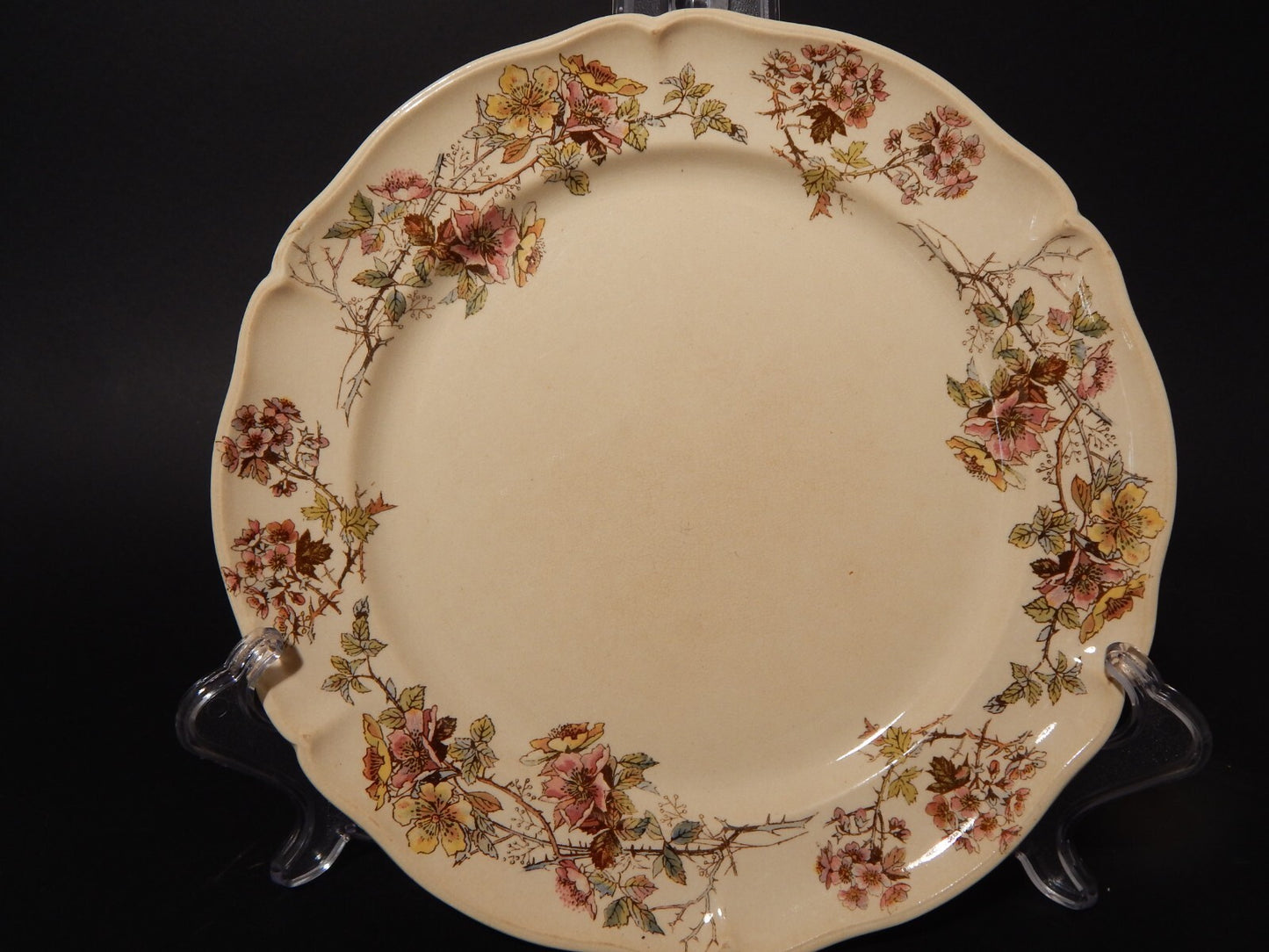 ANTICO RARO PIATTO CERAMICA VILLEROY&BOCH METTLACH DI FINE 1800 CM 23