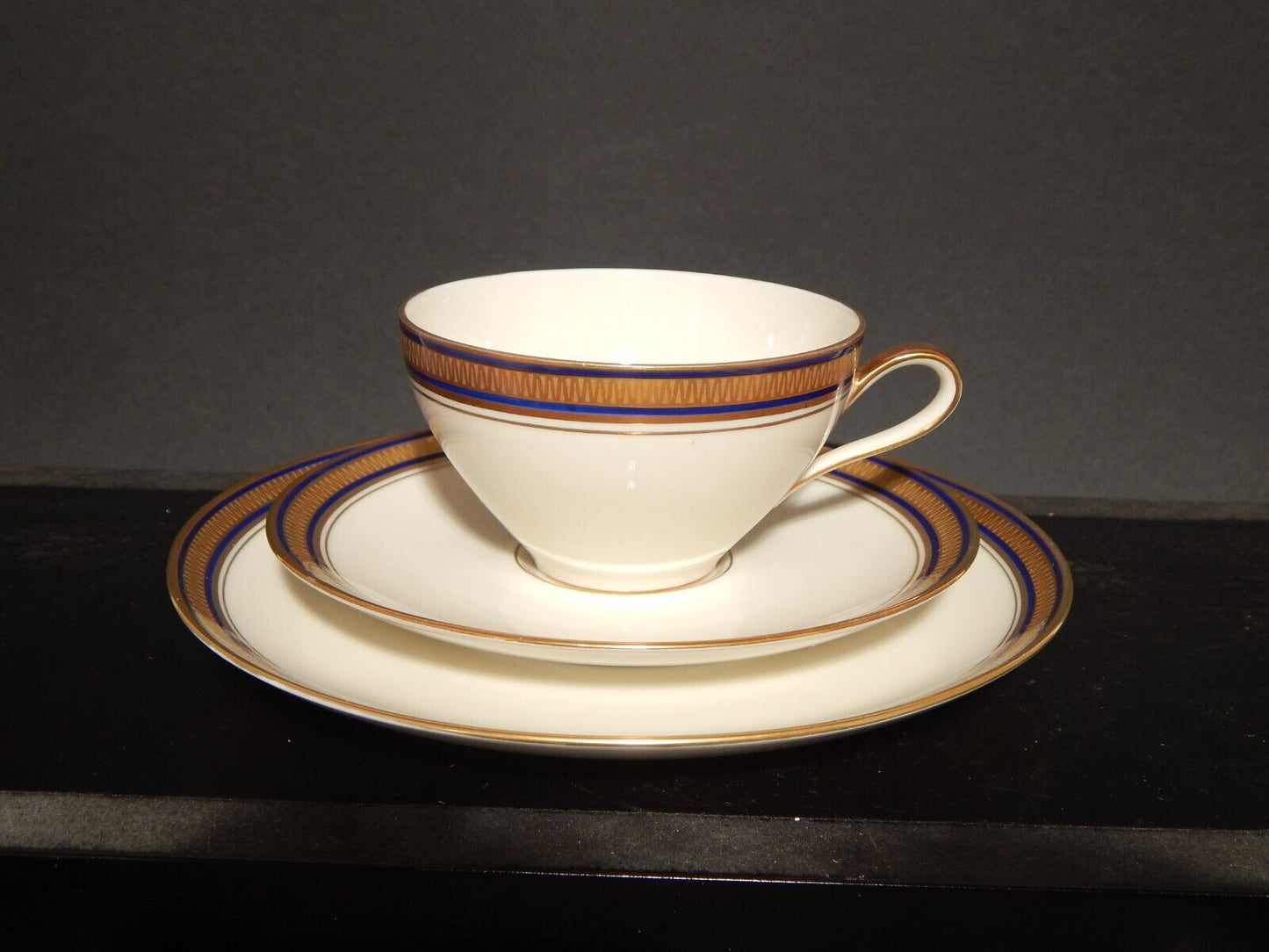 ANTICO STILE IMPERO PREZIOSO TRIO TAZZA TE' PORCELLANA ESCHENBACH BAVARIA