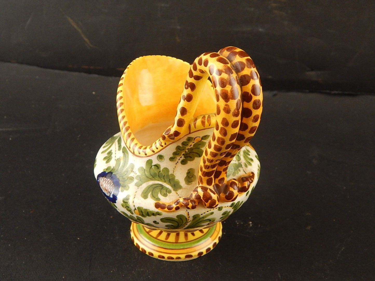 ANTICA LATTIERA BRICCO MAIOLICA CERAMICA POLICROMA FANTECHI ANSE A SERPE DIFETTI