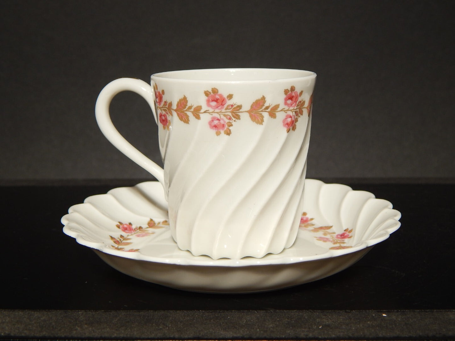 VINTAGE PREZIOSA TAZZINA PORCELLANA HAVILAND LIMOGES ROSE difetto