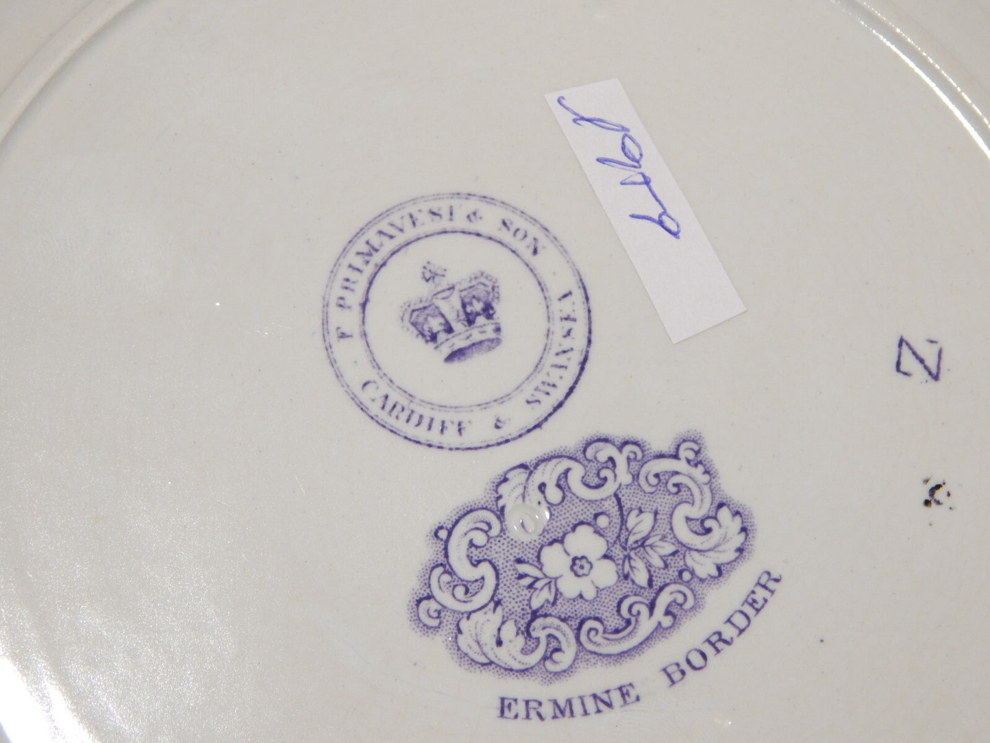 ANTICO PIATTO CERAMICA STAFFORDSHIRE PRIMAVESI DEL 1860 ERMINE BORDER VIOLA ####