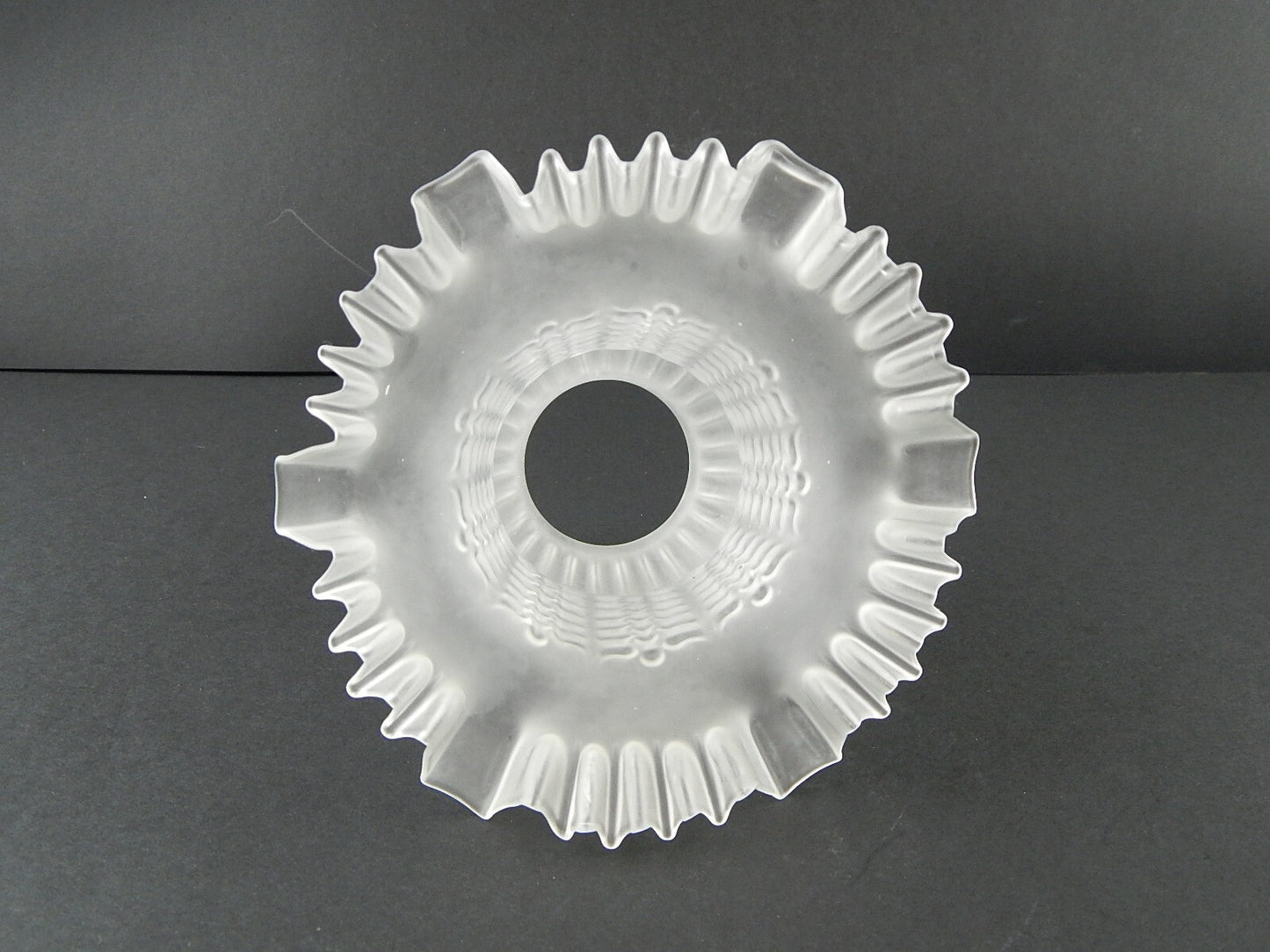 ANTICO EPOCA LIBERTY VETRO SATINATO TULIP PARALUME PER APPLIQUE O LAMPADA A476