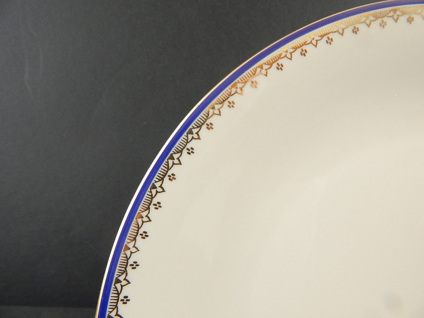 ANTICO SERVIZIO PIATTI STILE IMPERO PORCELLANA DECORO BLU E ORO BAVARIA SCHALLER