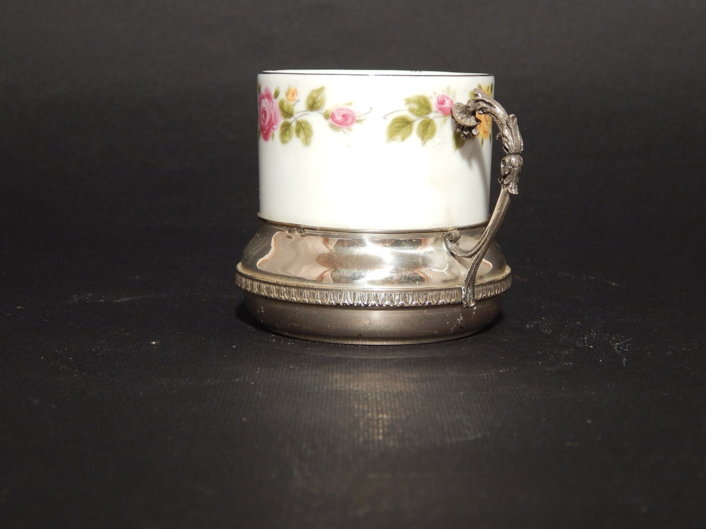 PREZIOSA TAZZINA PORCELLANA KRONESTER BAVARIA DIPINTA CON REGGITAZZA ARGENTO 800