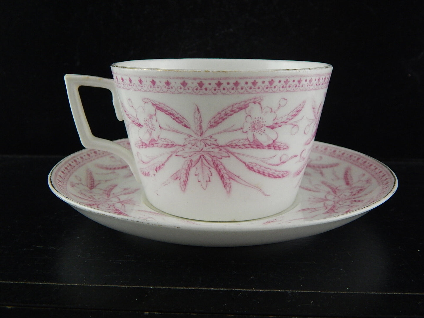 ANTICA TAZZA TE' ALFRED B PEARCE RETAILER LONDON PORCELLANA INGLESE AESTHETIC