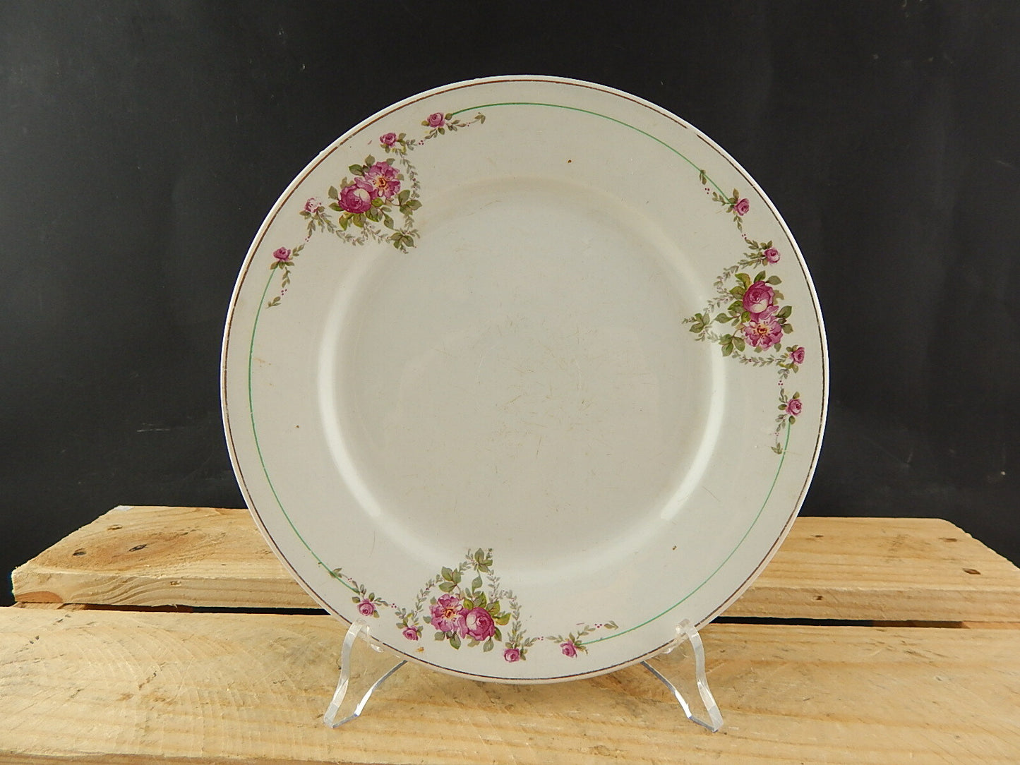ANTICO PIATTO PIANO CERAMICA CHIUSA PESIO GHIRLANDE ROSE LIBERTY