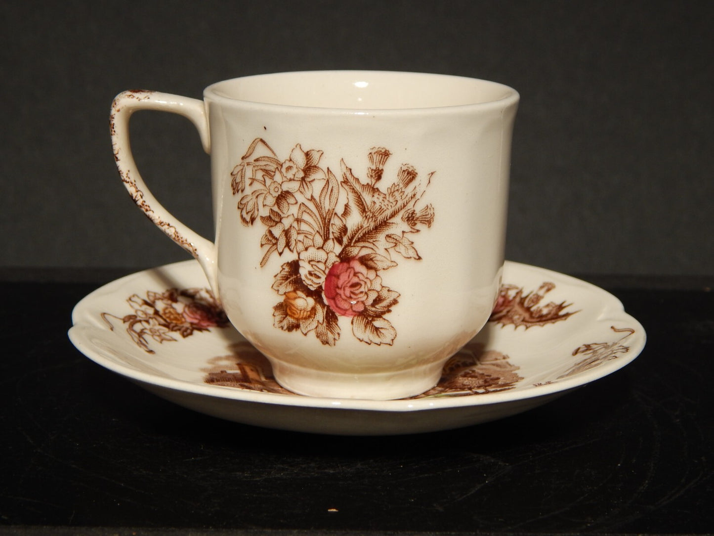 RETRO' TAZZINA CAFFE' PORCELLANA JOHNSON BROS ROYAL HOMES OF BRITAIN HADDON HALL