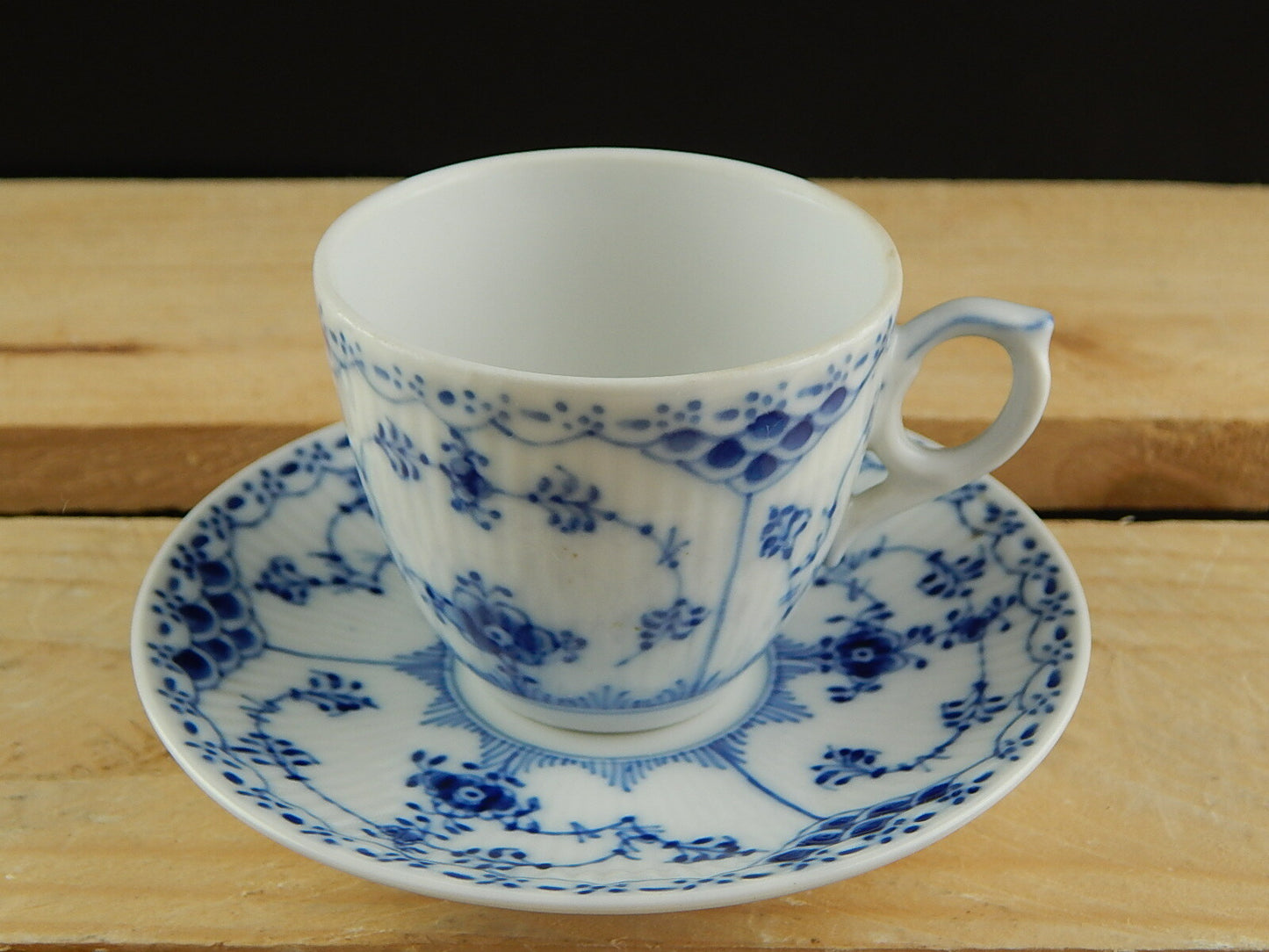 ROYAL COPENHAGEN PORCELLANA BLUE FLUTED HALF LACE COFFEE CUP & SAUCER TAZZINA