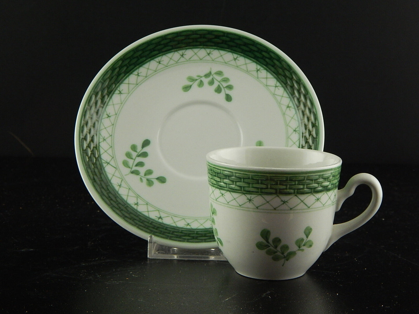 ROYAL COPENHAGEN CERAMICA FAJANCE GREEN FLOWER TAZZA DIPINTA MANO FIORI VERDI
