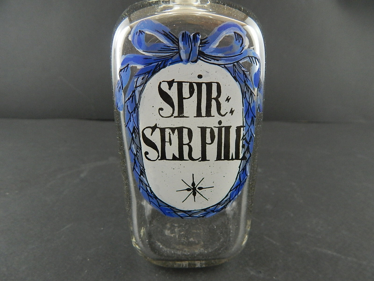 VINTAGE HOLMEGAARD FARMACIA BOTTIGLIA VETRO SOFFIATO DIPINTA MANO SPIR SERPILE