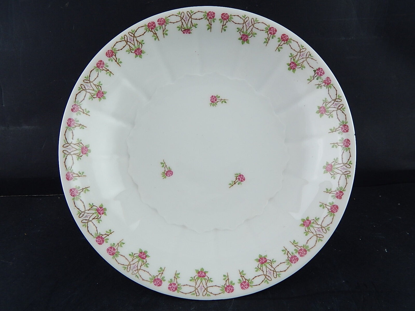 ANTICA ALZATA O FRUTTIERA PORCELLANA GINORI DOCCIA ETA' LIBERTY DIFETTO