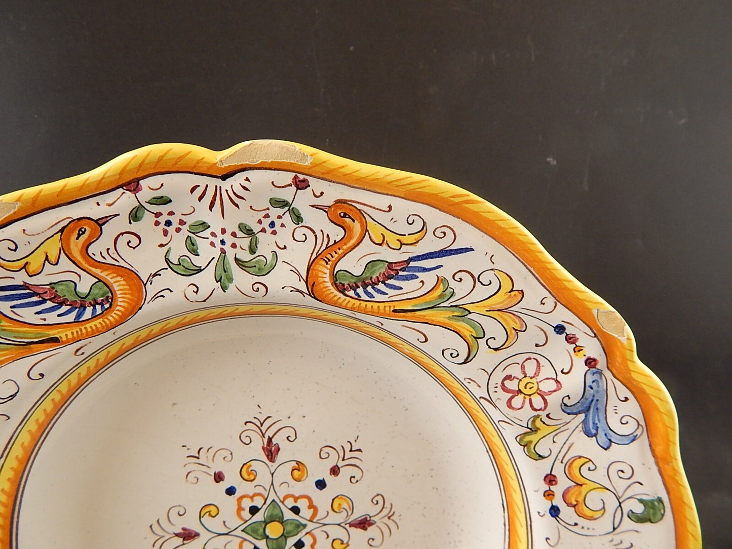 ANTICO PIATTO FONDO CERAMICA MAIOLICHE DERUTA PERUGIA 1900 DECORO RINASCIMENTO