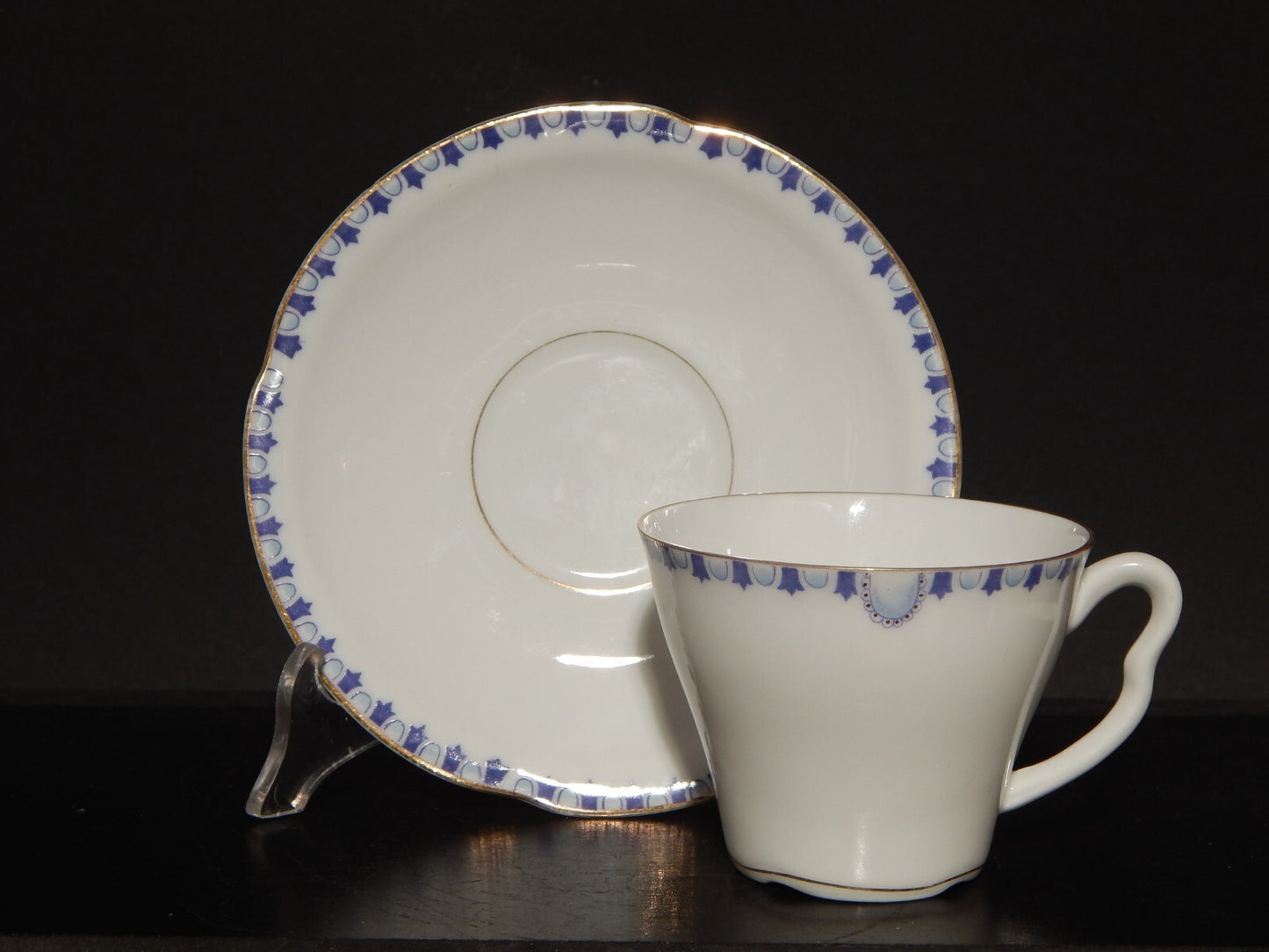 ANTICA LIBERTY DEL 1910 TAZZA PORCELLANA J.Z.& CO PRE-ROSENTHAL DIFETTO