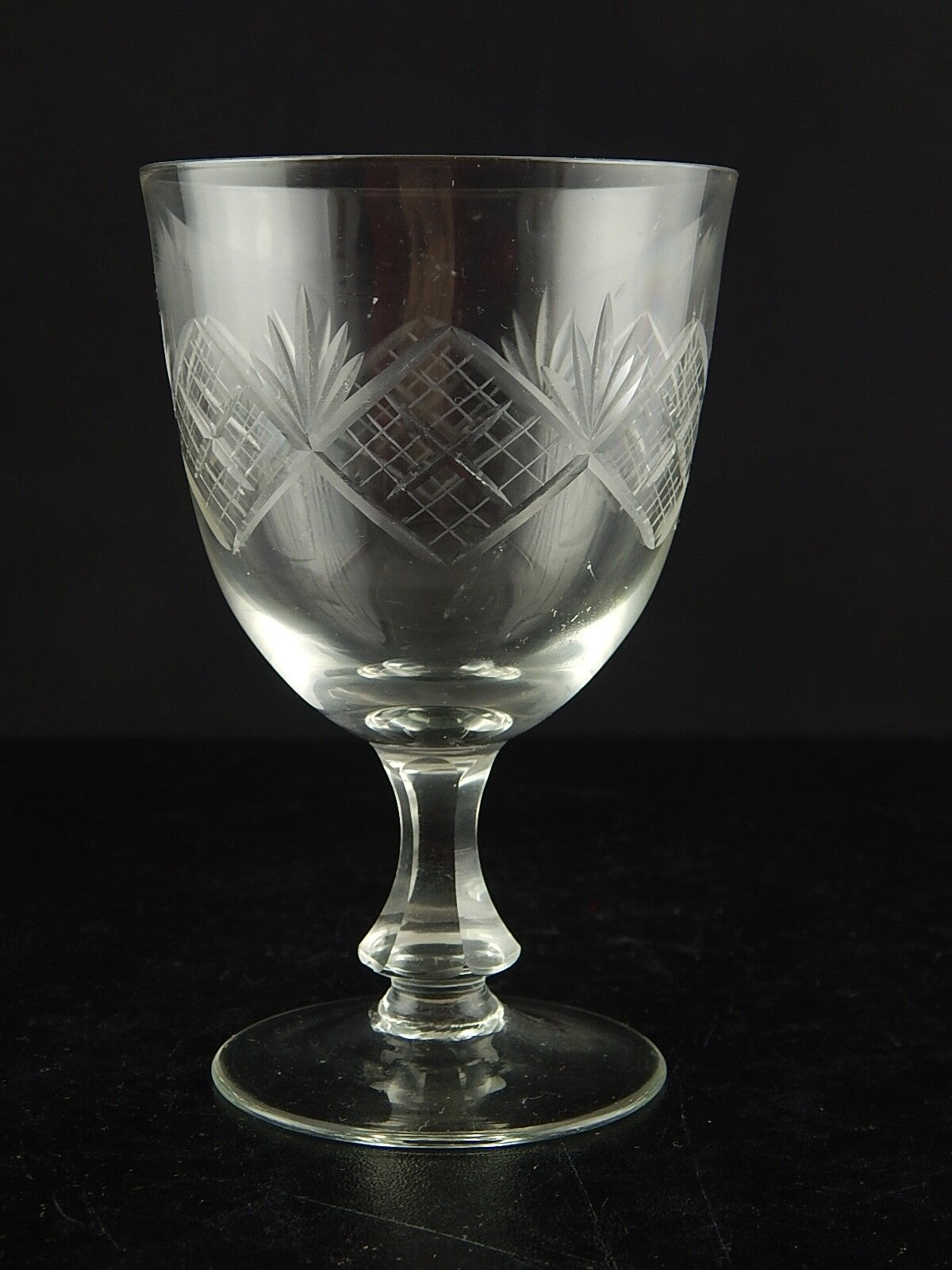 ANTICO ART DECO SET 18 BICCHIERI CALICI CRISTALLO BOEMIA INCISI MOLATI BOTTIGLIA