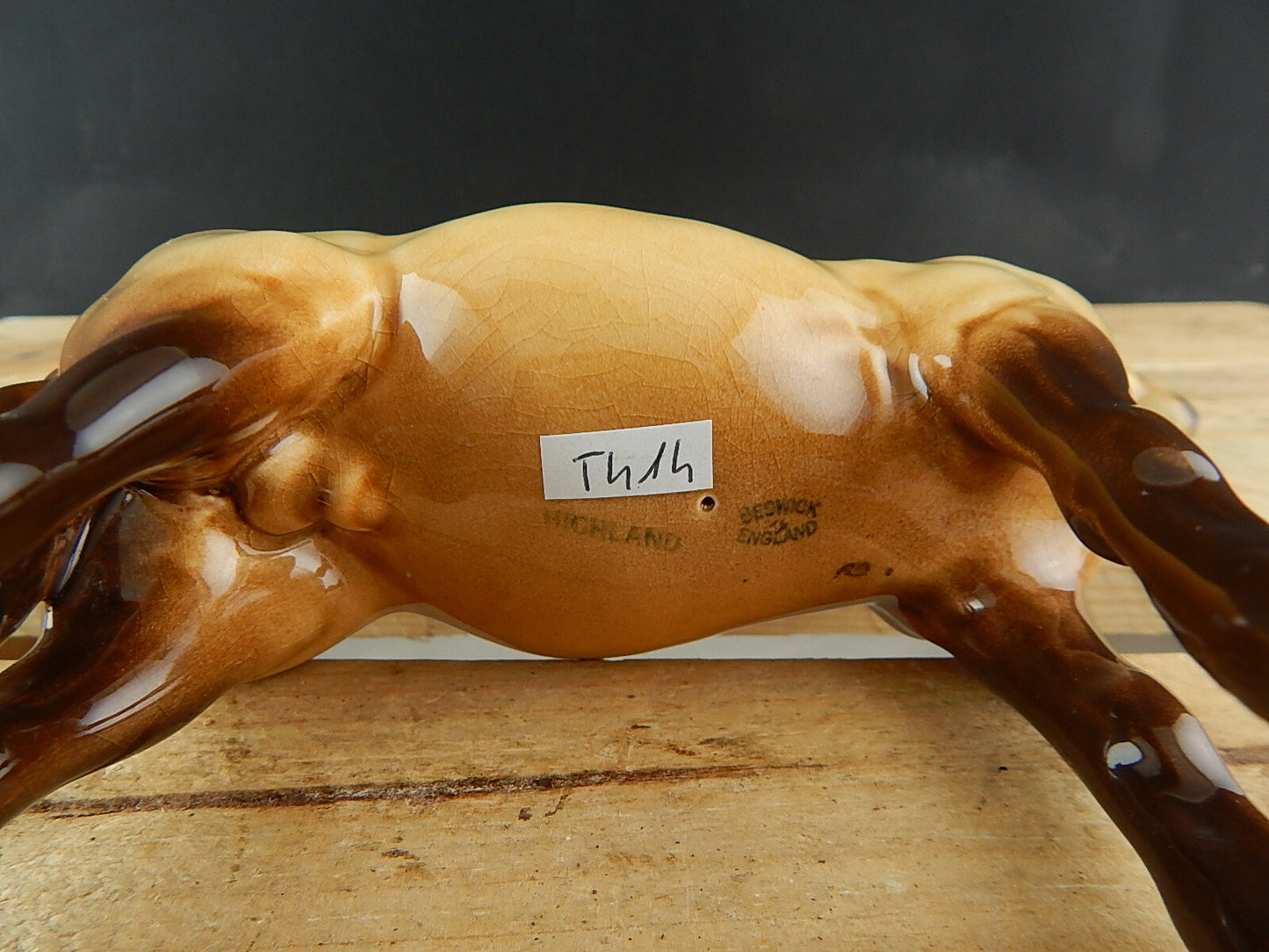 VINTAGE CERAMICA STATUINA DIPINTA MANO CAVALLO BESWICK ENGLAND HIGHLAND HORSE