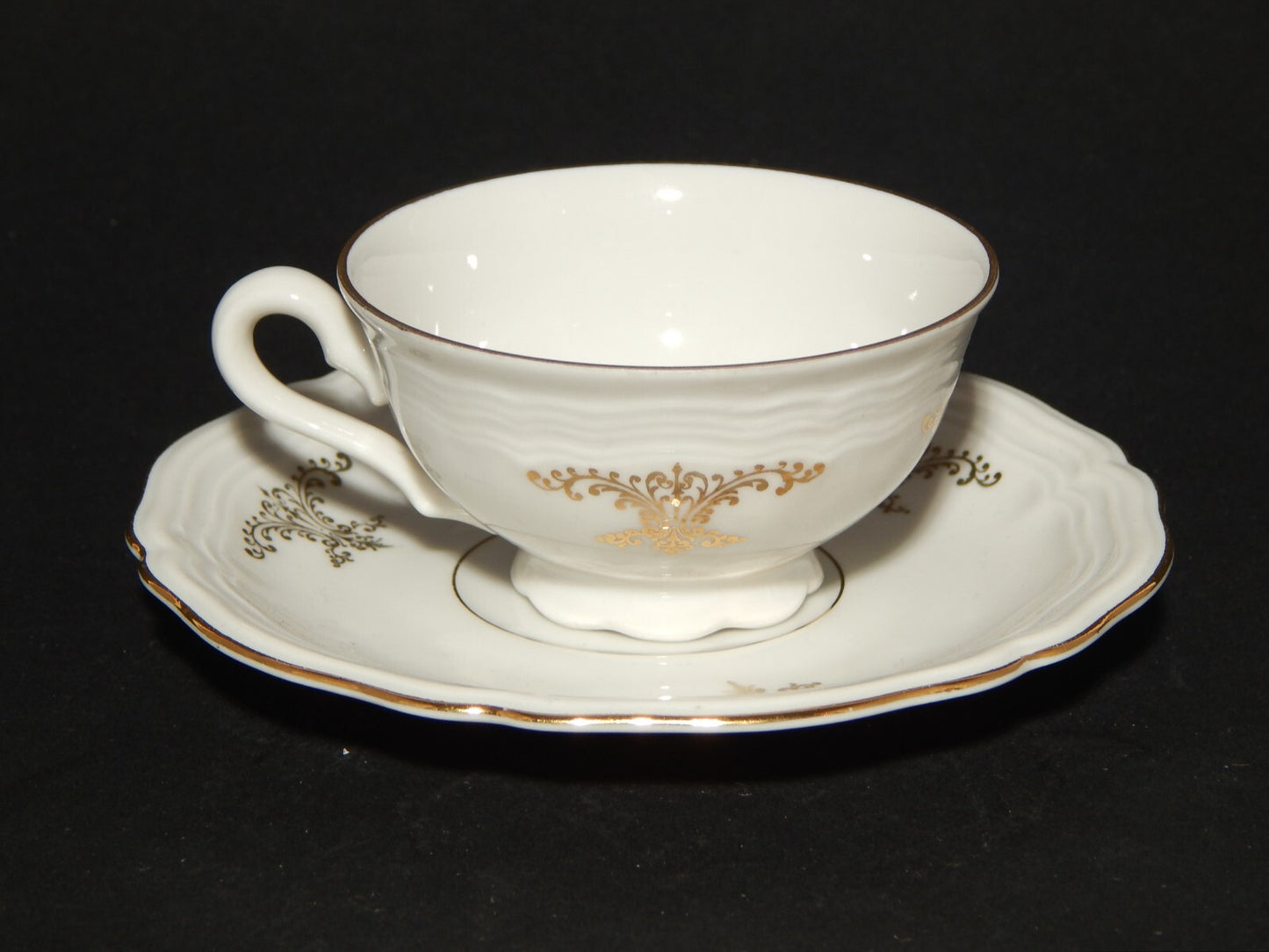 ANTICA TAZZINA CAFFÈ PORCELLANA BIANCA ORO MARIE LUISE BAVARIA SELTMANN WEIDEN