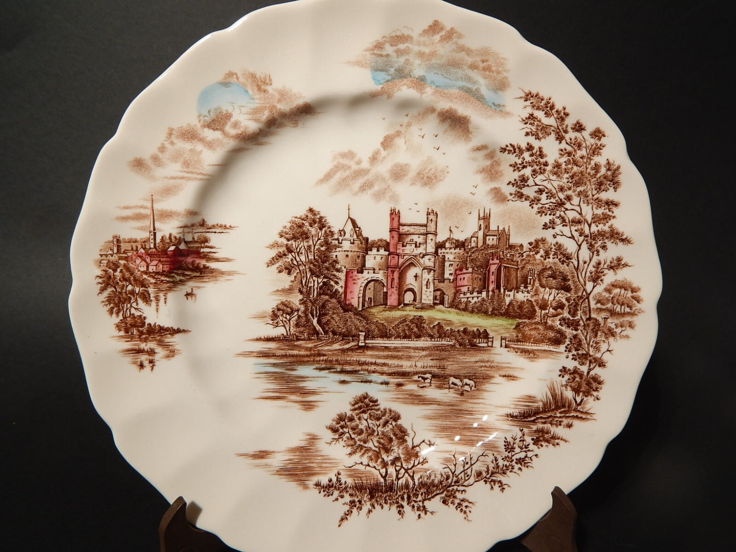 VINTAGE SEMI PORCELLANA JOHNSON BROS ANCIENT TOWERS PIATTO PIANO CM 25