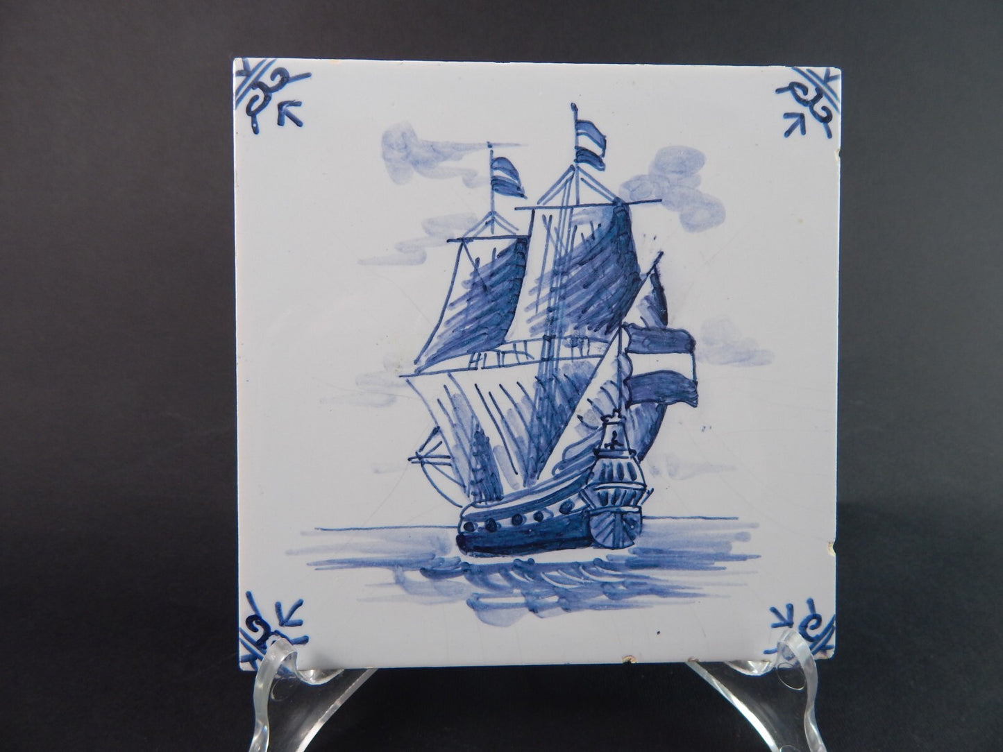 VINTAGE AUTENTICA PIASTRELLA MATTONELLA PORCELLANA DI DELFT BIANCO BLU VELIERO