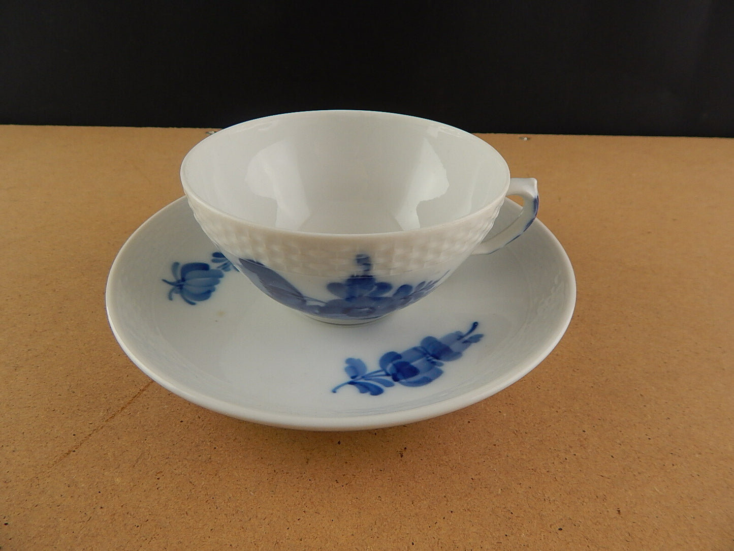 ROYAL COPENHAGEN PORCELLANA BLUE FLOWER TEA CUP SAUCER TAZZA TÈ DIPINTA MANO #1