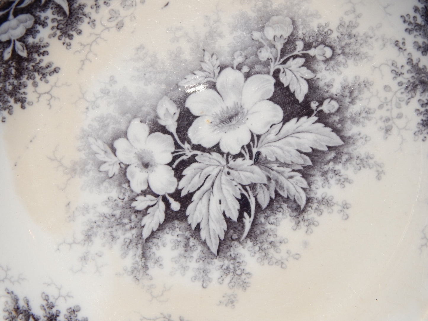 ANTICO GRANDE PIATTO FONDO CIOTOLA CERAMICA JARDINIERE VILLEROY & BOCH FINE 800