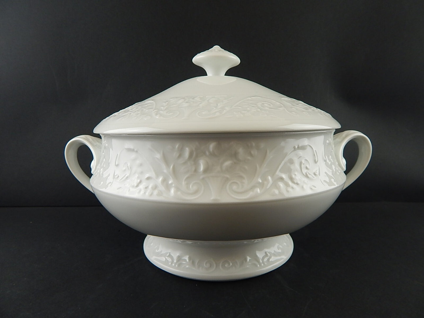 ZUPPIERA CENTROTAVOLA LIMOGES RAYNAUD PORCELLANA BIANCA MODELLO WASHINGTON