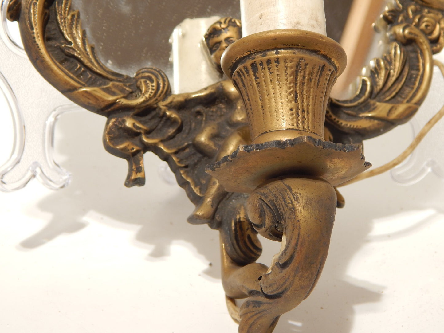 ANTICA APPLIQUE CON PREGEVOLE CORNICE STILE BAROCCO OTTONE O BRONZO E SPECCHIO