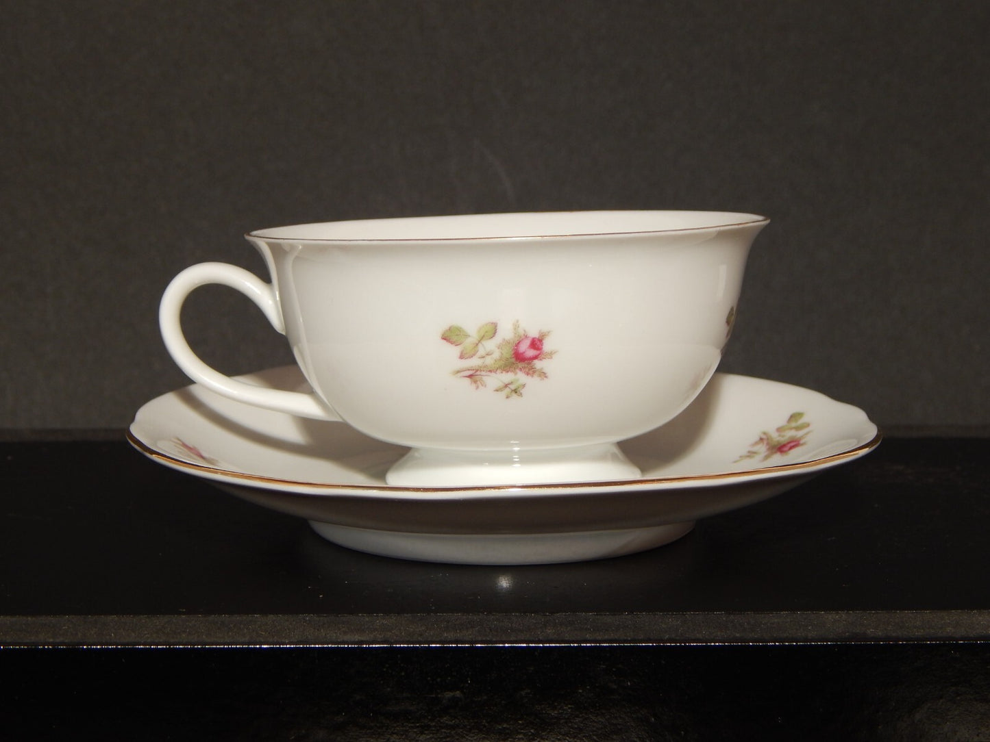 ANTICO TAZZA DA TÈ PORCELLANA BAVARIA OSCAR SCHALLER RHEINPFALZ ROSA CANINA