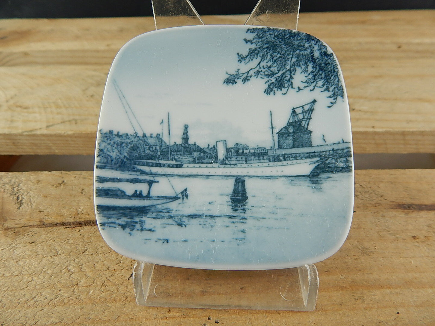 ROYAL COPENHAGEN BING&GRONDAHL PLAQUETTE PIATTO PORCELLANA KONGESKIBET