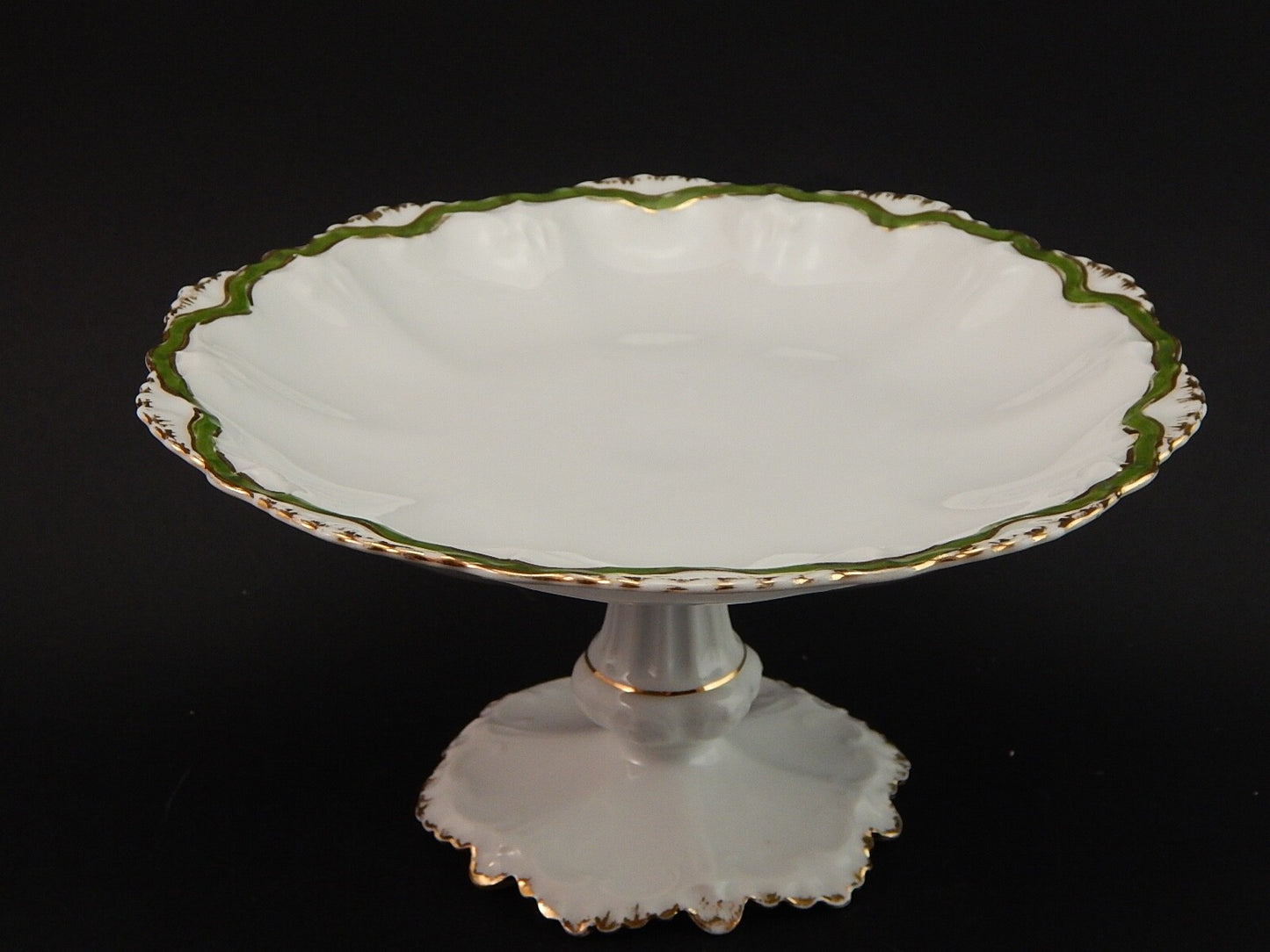 ANTICA ALZATA CENTROTAVOLA PORCELLANA HUTSCHENREUTHER BAVARIA STILE ROCAILLE