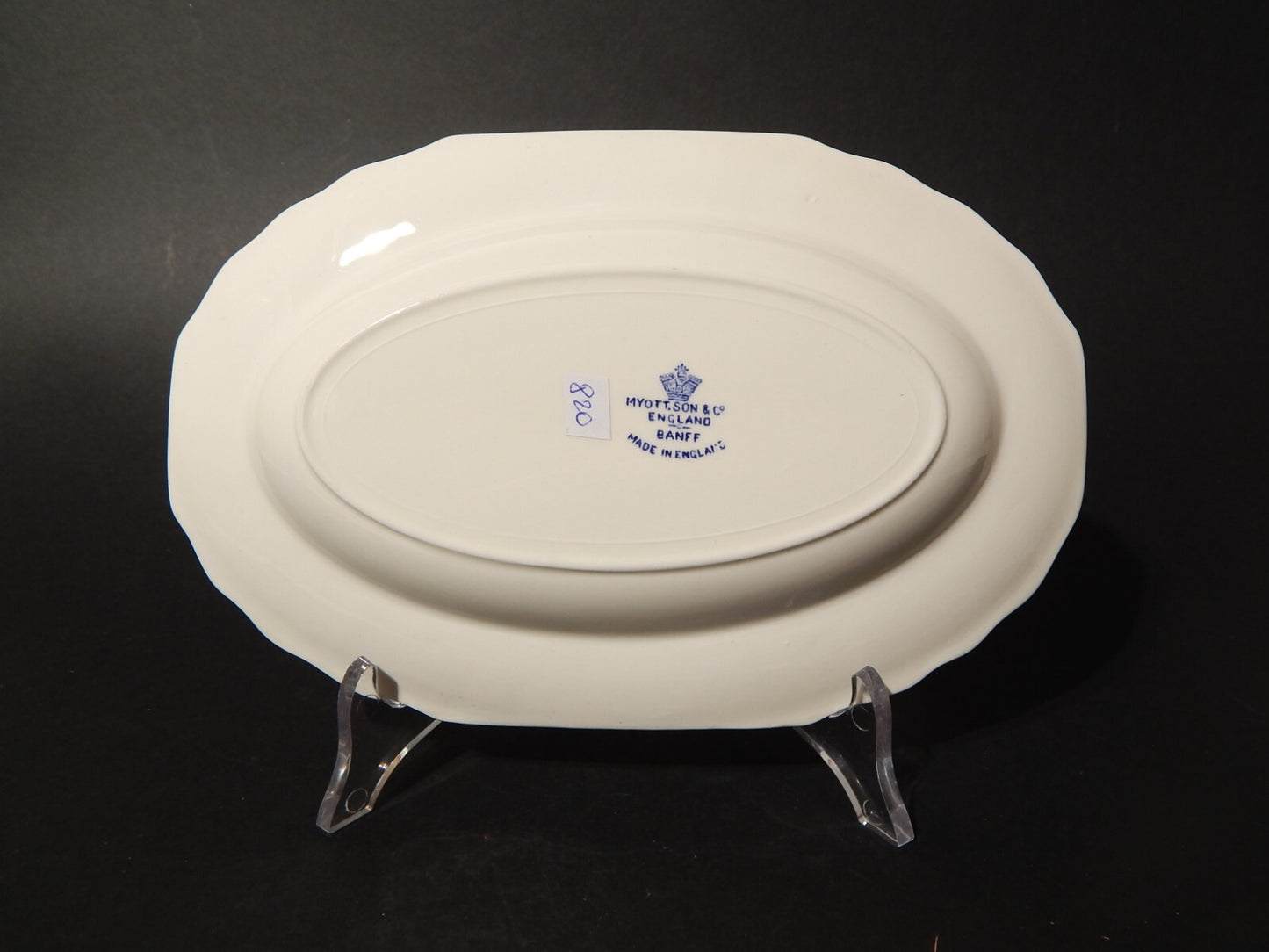 ANTICO VASSOIO RAVIERA CERAMICA MYOTT SON STAFFORDSHIRE ENGLAND BANFF BIANCO BLU