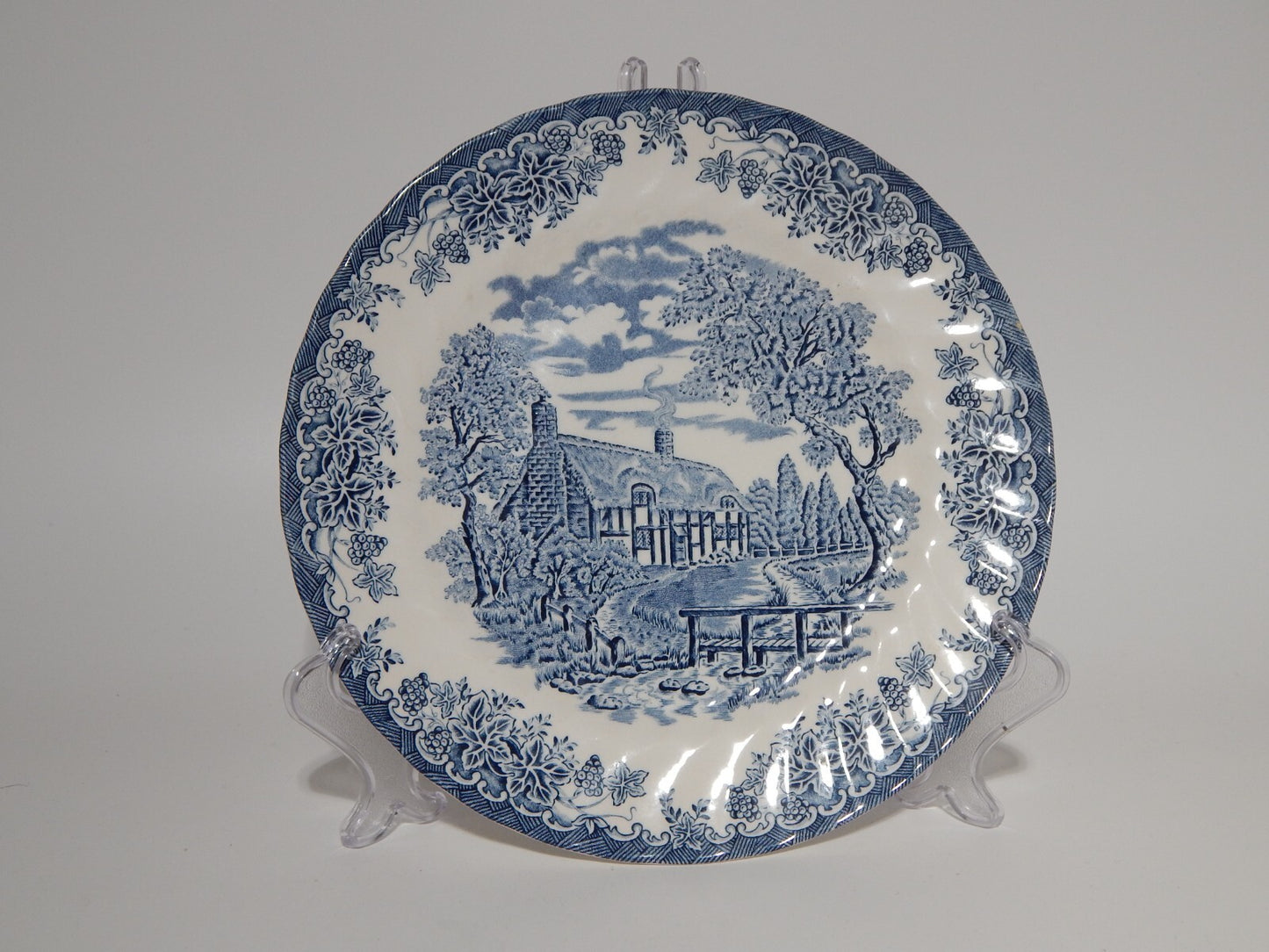 VINTAGE PIATTO PORCELLANA INGLESE CHURCHILL STAFFORDSHIRE ENGLISH COTTAGE