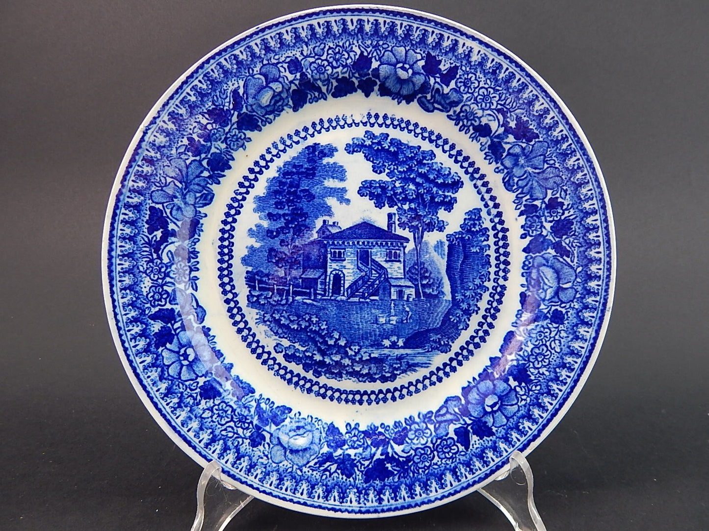 ANTICO PIATTO CERAMICA META' 1800 GUSTAVSBERG STAMPA A MANO BIANCO BLU