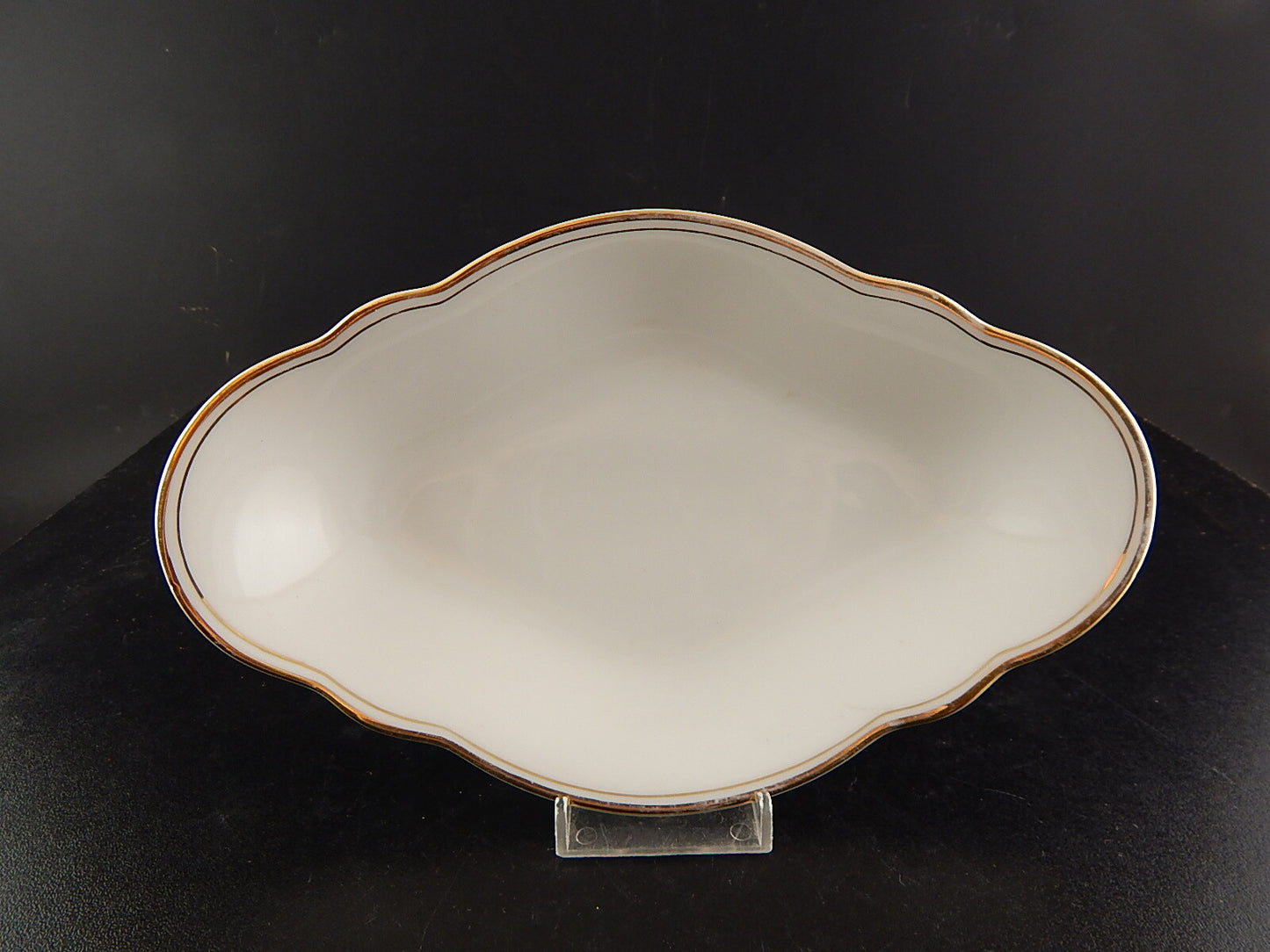 ANTICA ART DECO VASSOIO RAVIERA PORCELLANA BIANCA ORO BAVARIA OSCAR SCHALLER