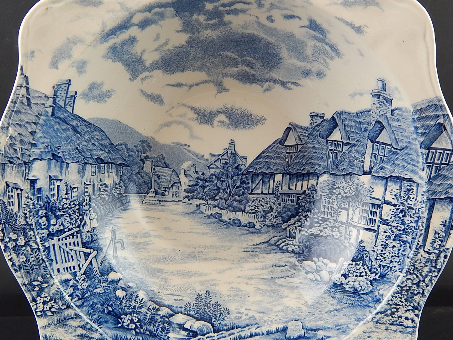 ANTICA INSALATIERA FRUTTIERA SEMI PORCELLANA JOHNSON B. OLDE ENGLISH COUNTRYSIDE