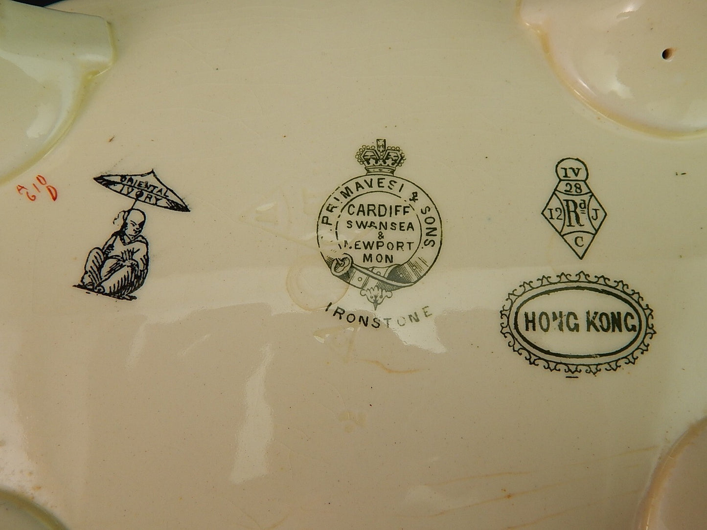 ANTICA 1880 ZUPPIERA CENTROTAVOLA SEMIPORCELLANA INGLESE BISHOP POWELL & STONIER