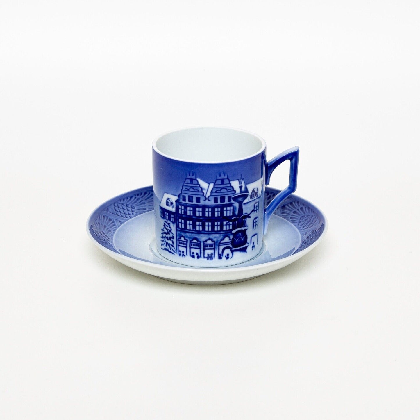 ROYAL COPENHAGEN PORCELLANA TAZZA DI NATALE 2009 ORIGINALE CON PIATTINO CM 7