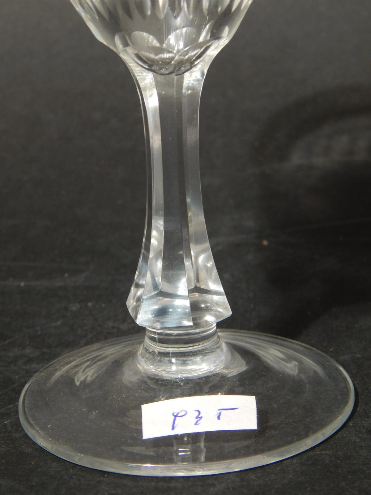 ANTICO ART DECO ELEGANTE SERVIZIO 18 BICCHIERI CALICI VETRO MOLATO